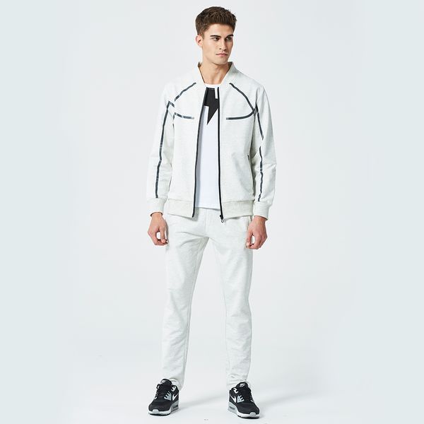 spring and summer 2020 designer men's leisure suit large baseball suit outdoor sports suit mountain climbing fitness two piece, Gray
spring and summer 2020 designer men's leisure suit large baseball suit outdoor sports suit mountain climbing fitness two piece, Gray