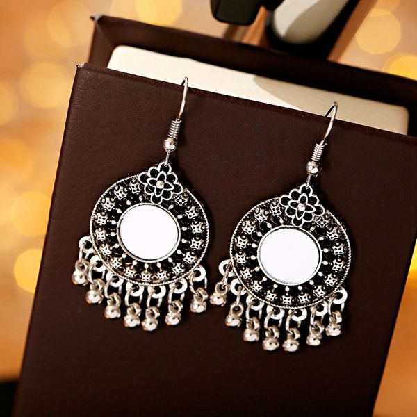 2020 new ethnic round mirror ladies earrings oorbellen summer boho bohemia tassel earrings for women, Silver
2020 new ethnic round mirror ladies earrings oorbellen summer boho bohemia tassel earrings for women, Silver