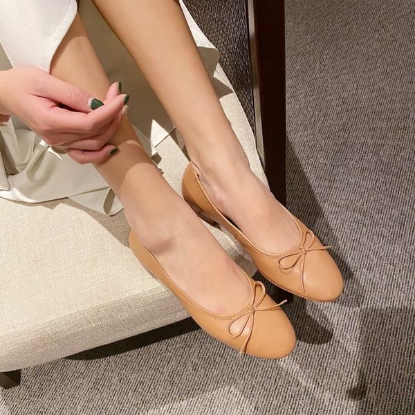 spring and autumn fashion genuine leather 2020 new style online celebrity graceful bow flat heel shallow mouth single shoes, Black
spring and autumn fashion genuine leather 2020 new style online celebrity graceful bow flat heel shallow mouth single shoes, Black