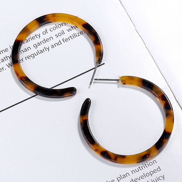 vintage minimalist c-shaped leopard hoop earrings for women acrylic acetate leopard earrings hoops womens jewellery aros mujer, Golden;silver
vintage minimalist c-shaped leopard hoop earrings for women acrylic acetate leopard earrings hoops womens jewellery aros mujer, Golden;silver