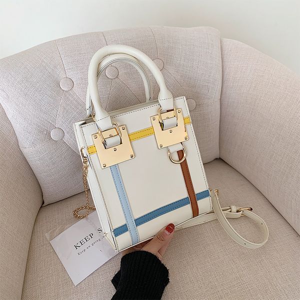 new original design fashion handbag shoulder bag & elegant compound bag chain crossbody width 17cm height 20cm thickness 7cm
new original design fashion handbag shoulder bag & elegant compound bag chain crossbody width 17cm height 20cm thickness 7cm