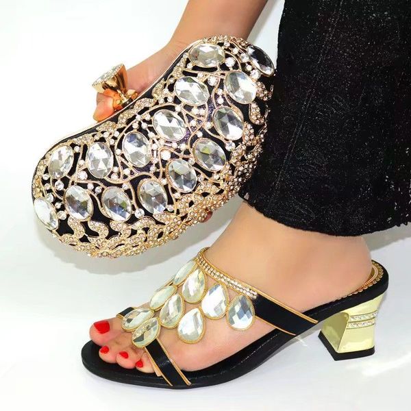 fashion big crystal handbag matching shoes with rhinestone african black women pumps and bag set for dress v0763,heel 6.5cm
fashion big crystal handbag matching shoes with rhinestone african black women pumps and bag set for dress v0763,heel 6.5cm