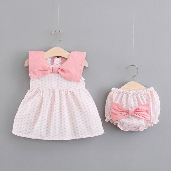 summer baby girls sleeveless loving heart doll collar princess party pleated kids tutu dress + bow pp shorts girls 2pcs clothes y190516, Red;yellow
summer baby girls sleeveless loving heart doll collar princess party pleated kids tutu dress + bow pp shorts girls 2pcs clothes y190516, Red;yellow
