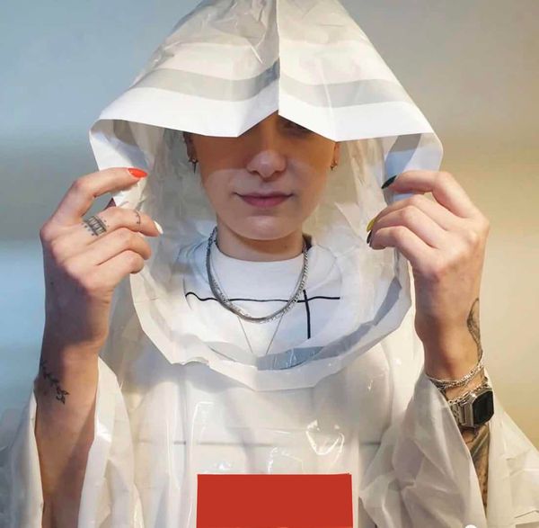 judyclothes supmaker 20ss ballpark poncho rain wear good quality in stock
judyclothes supmaker 20ss ballpark poncho rain wear good quality in stock