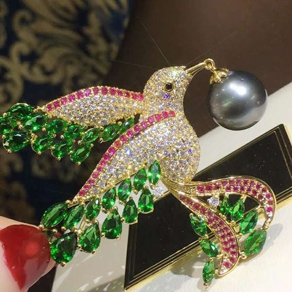 kingdeng натуральный жемчуг броши цветок павлин зеленый циркон медь эмаль pin женщины ювелирные изделия лапле булавки кристалл bling, Gray
kingdeng натуральный жемчуг броши цветок павлин зеленый циркон медь эмаль pin женщины ювелирные изделия лапле булавки кристалл bling, Gray