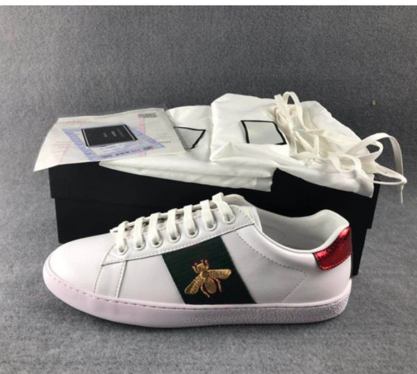 2020 men women bee embroidered casual shoes fashion luxury designer sneakers lace-up skateboarding shoes green red stripe black
2020 men women bee embroidered casual shoes fashion luxury designer sneakers lace-up skateboarding shoes green red stripe black