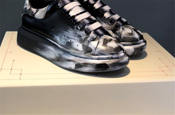 wholesale men women graffiti brand sneaker,also have many other design on our website or ins, Black
wholesale men women graffiti brand sneaker,also have many other design on our website or ins, Black