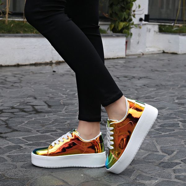 2020 new cross-border large size platform shoes women spring single shoes women korean-style patent leather bright leather fashion platform, Black
2020 new cross-border large size platform shoes women spring single shoes women korean-style patent leather bright leather fashion platform, Black