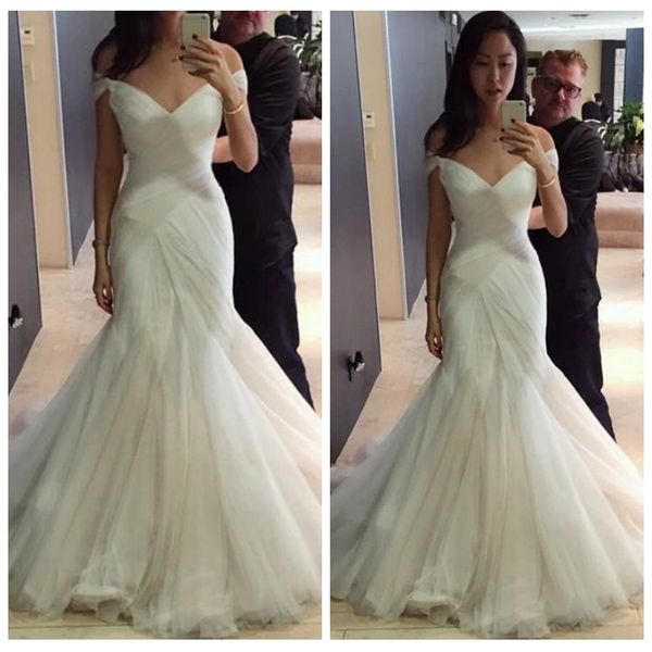 новое прибытие элегантный pure ярусами bridal wears sexy с плеча ruched кружева русалка свадебное платье с коротким рукавом для свадебного б, White
новое прибытие элегантный pure ярусами bridal wears sexy с плеча ruched кружева русалка свадебное платье с коротким рукавом для свадебного б, White