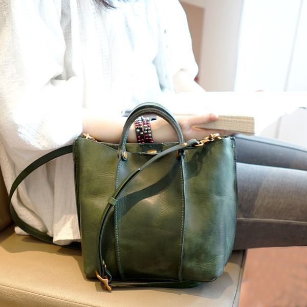 spring vintage designer real genuine leather handbag woman small shoulder crossbody bags luxury tote women messenger bag
spring vintage designer real genuine leather handbag woman small shoulder crossbody bags luxury tote women messenger bag