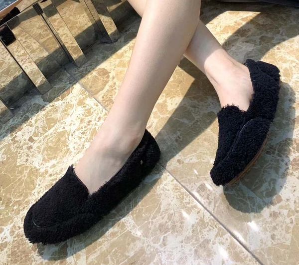 sneaker casual shoes trainers fashion sports shoes trainers designer shoes eu:35-40 with exquisite box u1608, Black
sneaker casual shoes trainers fashion sports shoes trainers designer shoes eu:35-40 with exquisite box u1608, Black