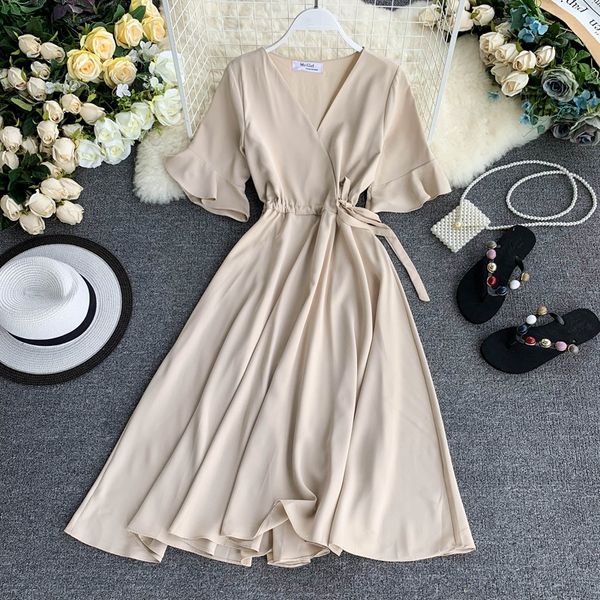 2019 new fashion women's dresses solid color chiffon v-neck flared sleeves closed waist dress, Black;gray
2019 new fashion women's dresses solid color chiffon v-neck flared sleeves closed waist dress, Black;gray