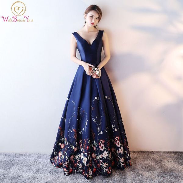 burgundy floral prom gown navy blue 2020 new long elegant a line sleeveless patern satin evening dress formal party graduation, White;black
burgundy floral prom gown navy blue 2020 new long elegant a line sleeveless patern satin evening dress formal party graduation, White;black