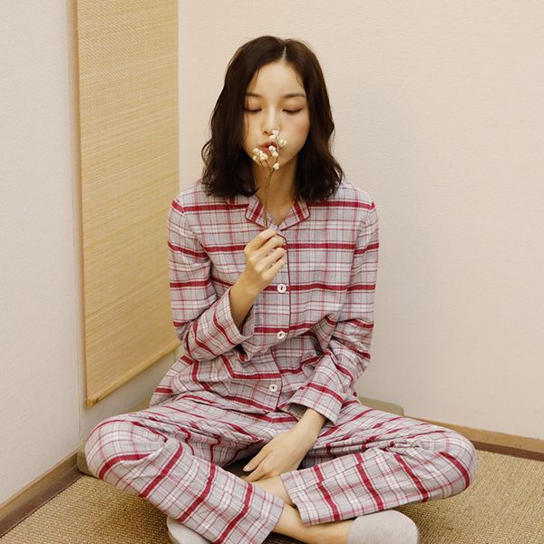 2020 autumn and winter new products women's cotton flannelette brushed long-sleeve suit pajamas plaid long-sleeve suit pajamas, Black;brown
2020 autumn and winter new products women's cotton flannelette brushed long-sleeve suit pajamas plaid long-sleeve suit pajamas, Black;brown