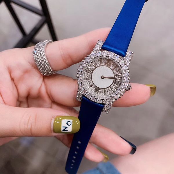 fashion brand design full of diamond squart watch woman genuine leather wristwatch quality, Slivery;brown
fashion brand design full of diamond squart watch woman genuine leather wristwatch quality, Slivery;brown