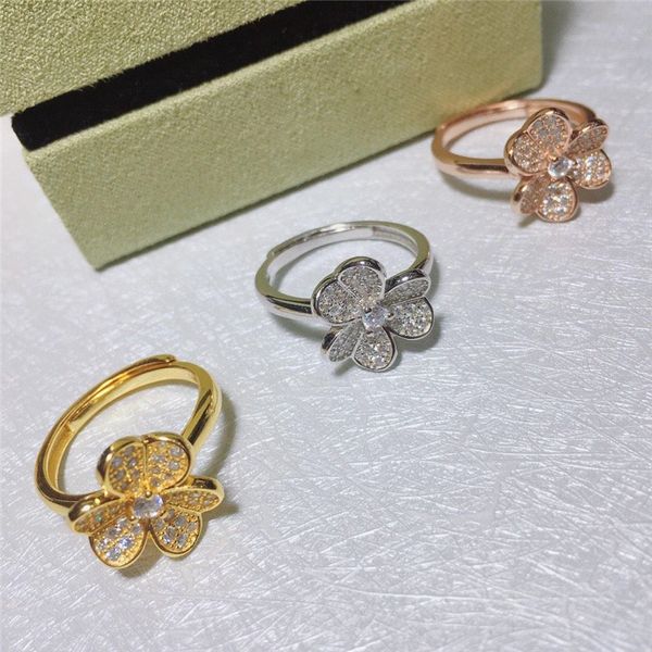luxury rings 925 sterling silver clover diamond rings luxury jewelry diamond clover for women with box wedding gift
luxury rings 925 sterling silver clover diamond rings luxury jewelry diamond clover for women with box wedding gift