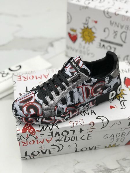dhl 2020 platform new fashion casual sneakers retro basketball men's shoes triple golden casual sneakers010, Red;white
dhl 2020 platform new fashion casual sneakers retro basketball men's shoes triple golden casual sneakers010, Red;white