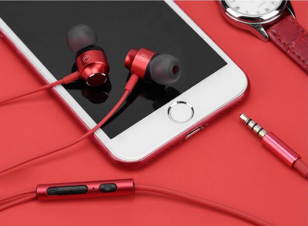 new metal subwoofer headphones in-ear wire with wheat magnet earphone line universal headphones exquisite carton packing
new metal subwoofer headphones in-ear wire with wheat magnet earphone line universal headphones exquisite carton packing