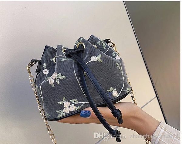 2019 new lace flowers portable bucket bag women's shoulder messenger bag small fresh fairy bag
2019 new lace flowers portable bucket bag women's shoulder messenger bag small fresh fairy bag