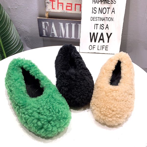 new lamb wool women flats shallow mouth college students shoes slip on woman loafers warm winter fur shoes plush female loafers, Black
new lamb wool women flats shallow mouth college students shoes slip on woman loafers warm winter fur shoes plush female loafers, Black