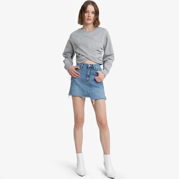 criss cross crop sweat shirt long sleeve o-neck pullover brief knit for women girls summer streetwear fashion casual, Black
criss cross crop sweat shirt long sleeve o-neck pullover brief knit for women girls summer streetwear fashion casual, Black