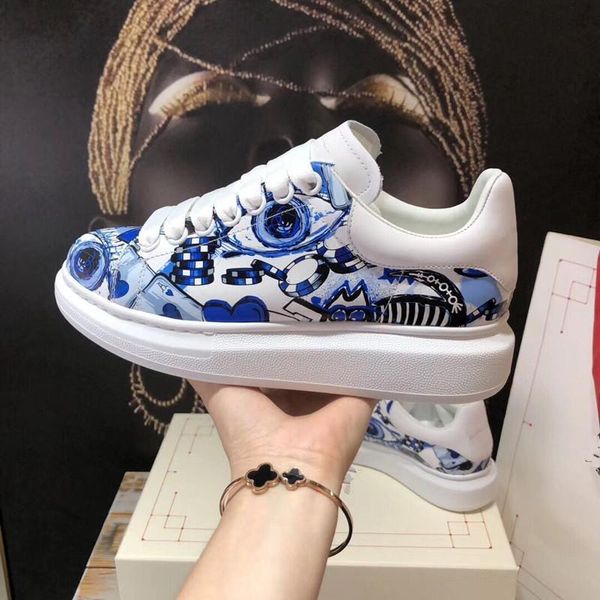 2019 men's and women's classic leather arena brand flat shoes sports shoes men's high shoes fashion luxury casual laces mw09, Black
2019 men's and women's classic leather arena brand flat shoes sports shoes men's high shoes fashion luxury casual laces mw09, Black