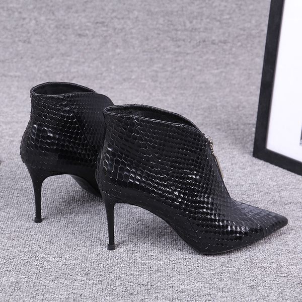 women's shoes 2019 sharp european front snake fine with solid color latest fashion boots woman, Black
women's shoes 2019 sharp european front snake fine with solid color latest fashion boots woman, Black
