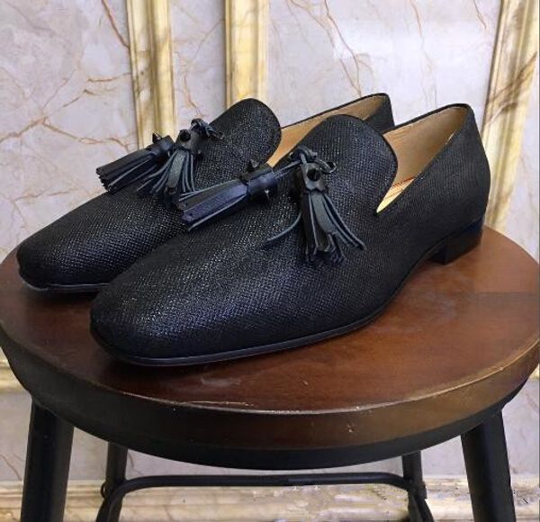 19 luxury design red bottom oxfers shoes brand business gentleman with tassel square toe black leather business flat shoes ing 
19 luxury design red bottom oxfers shoes brand business gentleman with tassel square toe black leather business flat shoes ing