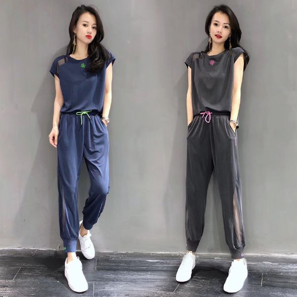 summer 2019 new short-sleeved sports suit women's fashion fashion casual two-piece european fashion sapphire blue and dark gray size s, White
summer 2019 new short-sleeved sports suit women's fashion fashion casual two-piece european fashion sapphire blue and dark gray size s, White