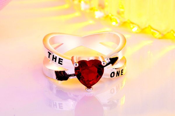 unique creative the one red heart zircon ring eros cupid's arrow engagement anniversary wedding ring jewelry for women bague, Golden;silver
unique creative the one red heart zircon ring eros cupid's arrow engagement anniversary wedding ring jewelry for women bague, Golden;silver