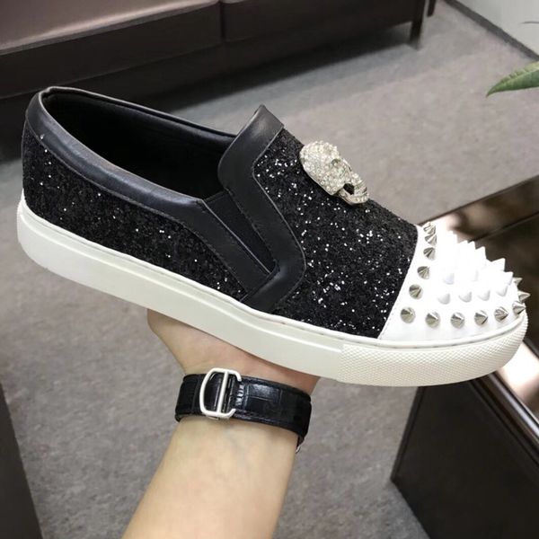 men leather sneakers rivets punk style runner, pp casual shoes decorated with iconic metal skull for time with box black white
men leather sneakers rivets punk style runner, pp casual shoes decorated with iconic metal skull for time with box black white