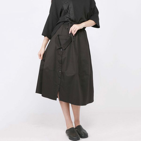 loose women korea fashion 2019 summer a-line skirt female casual button solid color knee-length irregular skirt r196, Black
loose women korea fashion 2019 summer a-line skirt female casual button solid color knee-length irregular skirt r196, Black