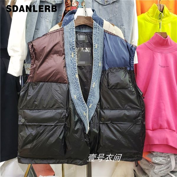 vest women 2019 winter new shoulder draw rope hit color fabric stitching denim collar big pocket down cotton vest coat loose, Black;white
vest women 2019 winter new shoulder draw rope hit color fabric stitching denim collar big pocket down cotton vest coat loose, Black;white