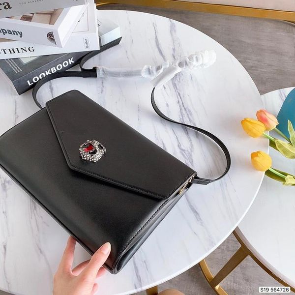 desigenr-new designer handbags luxury handbags ladies chain shoulder bag cross body evening bags ing
desigenr-new designer handbags luxury handbags ladies chain shoulder bag cross body evening bags ing