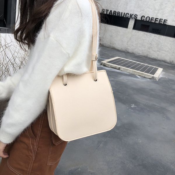 2019 new ins bags for women 2019 design simple saddle bag hand bill of lading shoulder cross bag wholesale women messenger bags
2019 new ins bags for women 2019 design simple saddle bag hand bill of lading shoulder cross bag wholesale women messenger bags