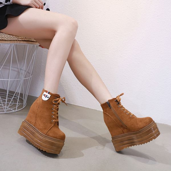 2020 wedges ankle boots white black rubber sole shoes platform boots women lacing autumn platform heels shoes heel 13 cm
2020 wedges ankle boots white black rubber sole shoes platform boots women lacing autumn platform heels shoes heel 13 cm