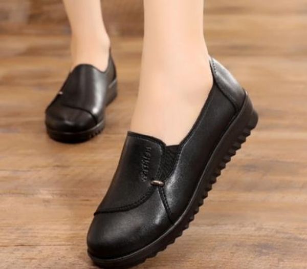 2018 fashion women's shoes in spring and autumn with new style flat bottom round head, Black
2018 fashion women's shoes in spring and autumn with new style flat bottom round head, Black