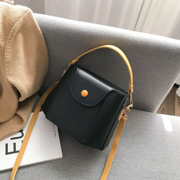 new stitching bucket bag korean fashion shoulder strap handbag shoulder bag simple trend messenger women
new stitching bucket bag korean fashion shoulder strap handbag shoulder bag simple trend messenger women