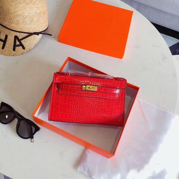 designer handbag purse bag fashion women handbag female vintage many colors with box full packing for female new arrive
designer handbag purse bag fashion women handbag female vintage many colors with box full packing for female new arrive