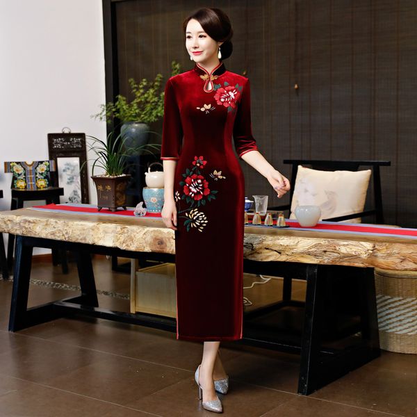 long velour cheongsam 2019 spring traditional chinese style dress womens mandarin collar qipao slim party dresses vestido, Red
long velour cheongsam 2019 spring traditional chinese style dress womens mandarin collar qipao slim party dresses vestido, Red