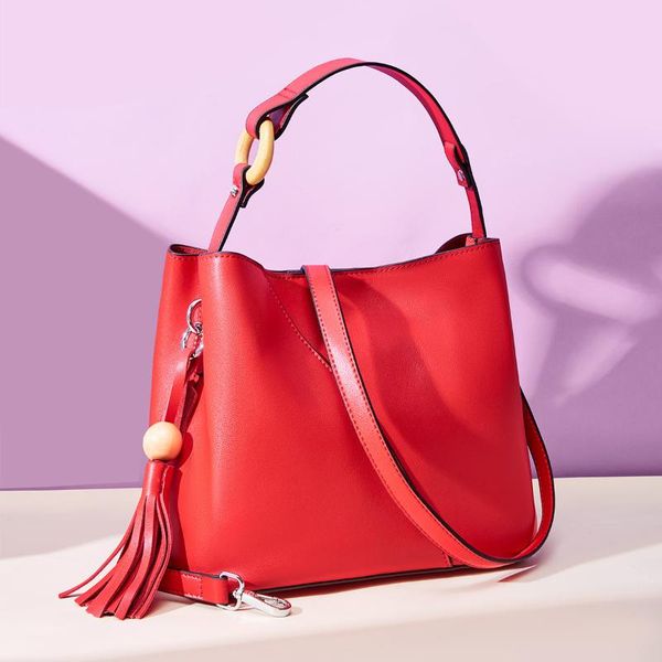 2020 new women's bag leather shoulder bag women's fashion messenger european style bucket ladies handbag
2020 new women's bag leather shoulder bag women's fashion messenger european style bucket ladies handbag