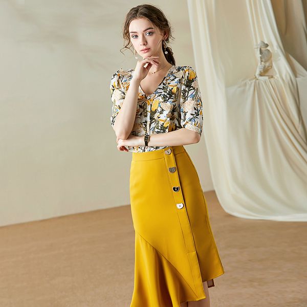 2 piece set women 2020 spring and summer new fashion v neck half sleeve printed + irregular skirt women clothing sets, White