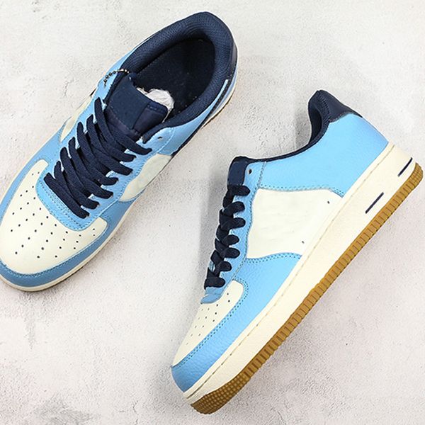 Newest Low 1 07 Prm SkateBoard Shoes Men Women Blue White Comfortable Outdoor Sports Sneakers Designer Shoes With Box
Newest Low 1 07 Prm SkateBoard Shoes Men Women Blue White Comfortable Outdoor Sports Sneakers Designer Shoes With Box