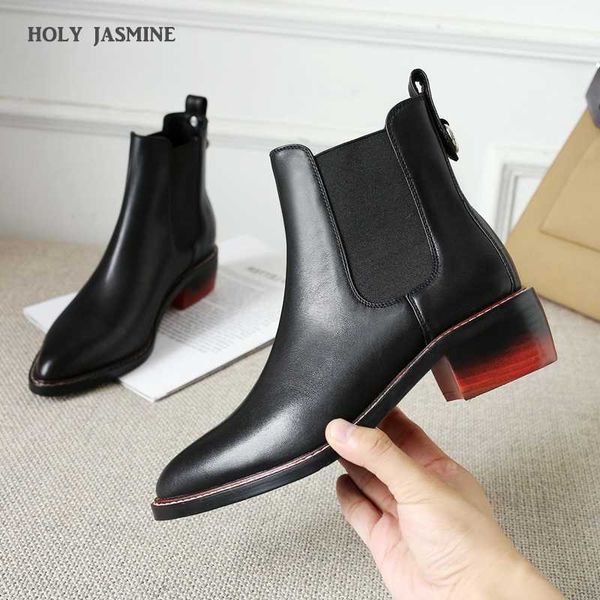 women genuine leather boots brogue carved ankle boots fashion low heels ladies booties spring 2018 winter ladies shoes, Black
women genuine leather boots brogue carved ankle boots fashion low heels ladies booties spring 2018 winter ladies shoes, Black