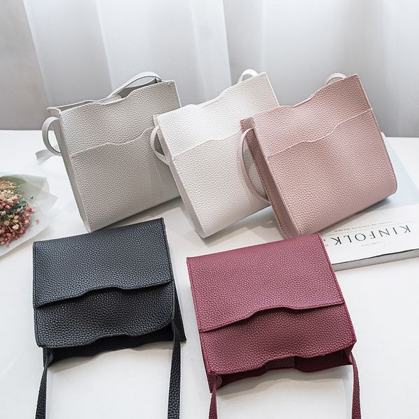 pu lychee pattern female bag 2020 new simple magnetic buckle shoulder messenger bag a lot
pu lychee pattern female bag 2020 new simple magnetic buckle shoulder messenger bag a lot