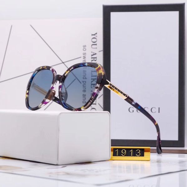 brand designer sunglasses metal hinge sunglasses men glasses women sun glasses uv lens with original cases and box, White;black
brand designer sunglasses metal hinge sunglasses men glasses women sun glasses uv lens with original cases and box, White;black