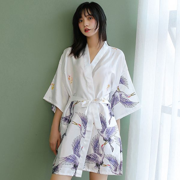 women silk satin short wedding bride bridesmaid robe kimono robe feminino bath large size peignoir femme bathrobe, Black;red
women silk satin short wedding bride bridesmaid robe kimono robe feminino bath large size peignoir femme bathrobe, Black;red