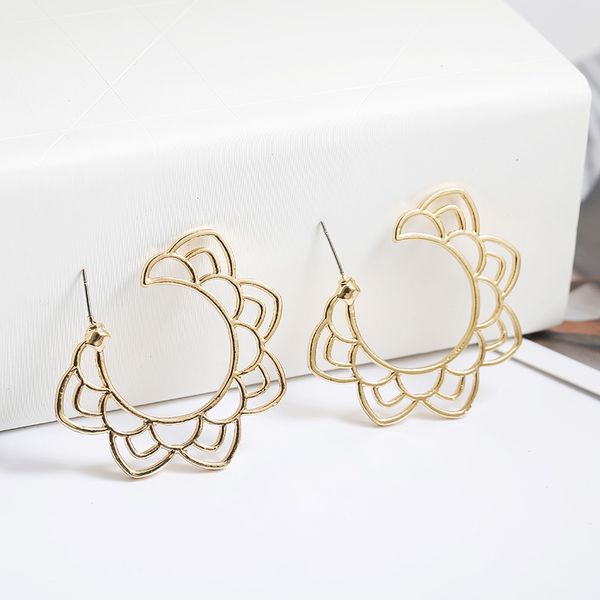 yunkingdom personalized flower big hoop earrings for women gold color fashion jewelry accessories, Golden
yunkingdom personalized flower big hoop earrings for women gold color fashion jewelry accessories, Golden