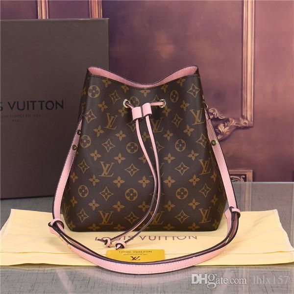 2020 design women's handbag shoulder bag classic travel bag fashion leather handbag mixed handbag047 a128
2020 design women's handbag shoulder bag classic travel bag fashion leather handbag mixed handbag047 a128