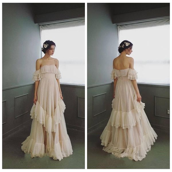 2021 off shoulder wedding dresses a-line custom back with zipper tiered skirts bridal dresses custom made graceful bridal gowns, White
2021 off shoulder wedding dresses a-line custom back with zipper tiered skirts bridal dresses custom made graceful bridal gowns, White